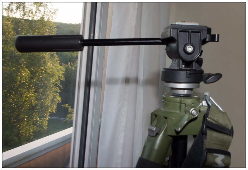 Vends Trépied Manfrotto 055 NAT3 + Rotule fluide OMD01382